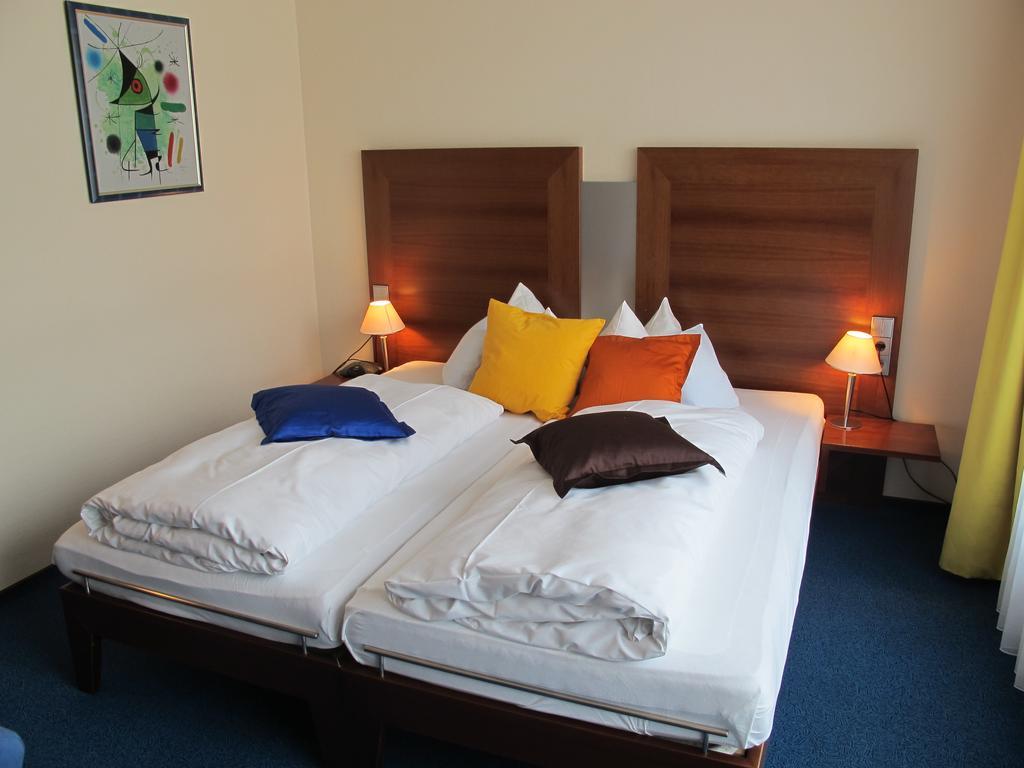 Garni-Hotel Sailer & Hotel Sailer'S Villa Rottweil Værelse billede